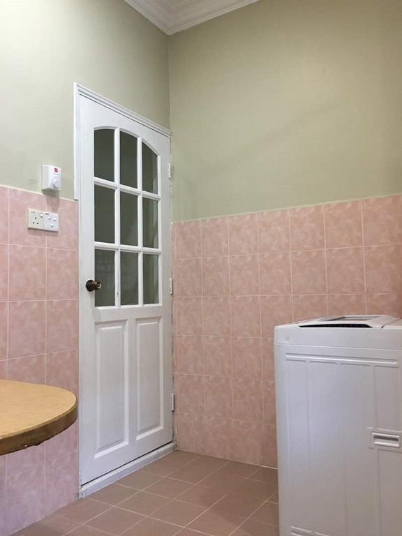 Dekota Homestay Jonker Melaka Esterno foto