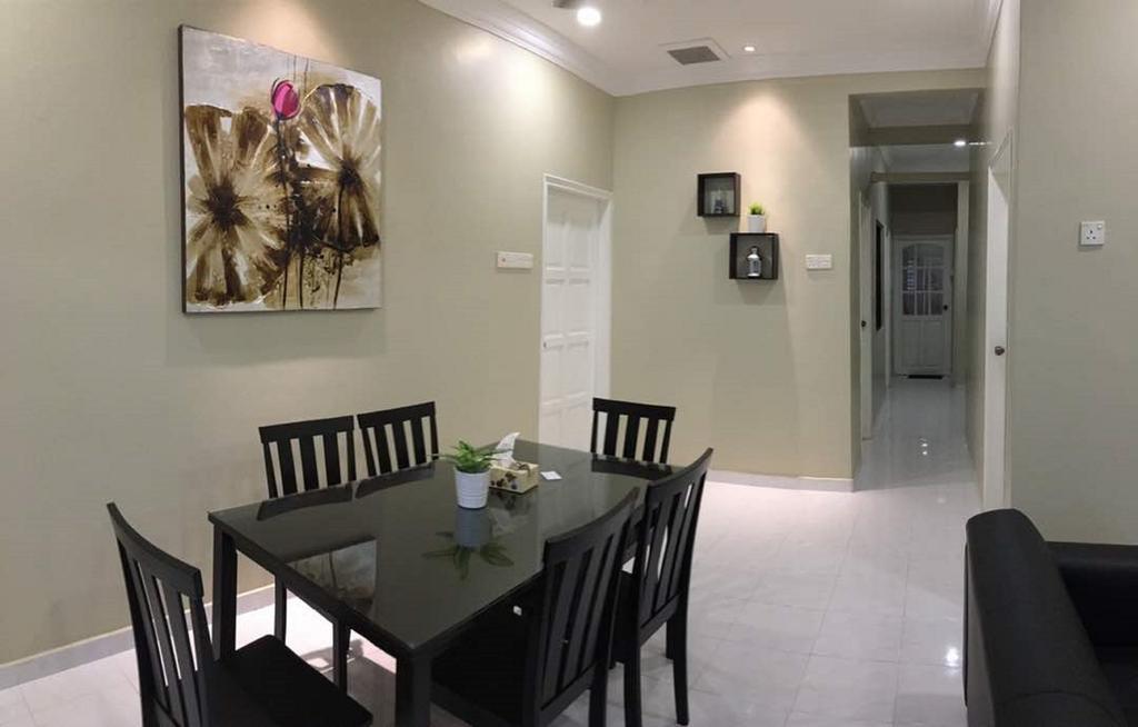 Dekota Homestay Jonker Melaka Esterno foto