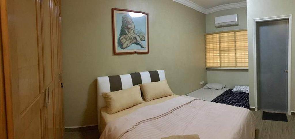 Dekota Homestay Jonker Melaka Esterno foto