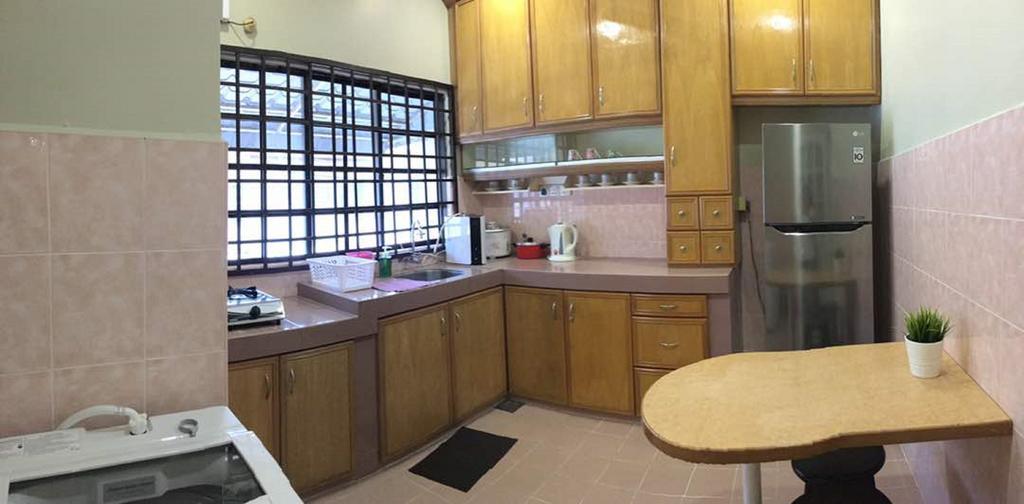 Dekota Homestay Jonker Melaka Esterno foto